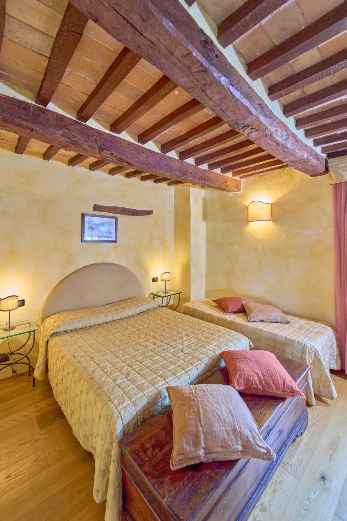 Borgo Del Grillo Aparthotel Sarteano Buitenkant foto